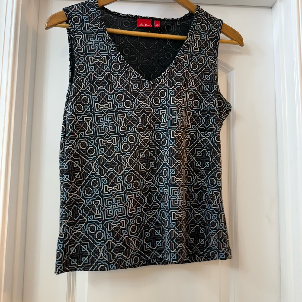 Anne Klein Black and White Graphic Tank Top